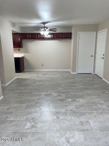 1827 E KIRKLAND Lane D, Tempe, AZ 85281