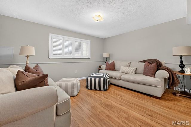 30 Wexford Green, Maryville, IL 62062