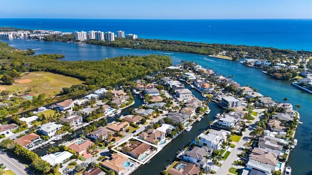 520 Phillips Drive, Boca Raton, FL 33432