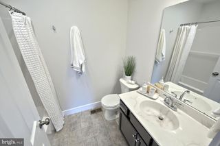128 FORGE DR, Lebanon, PA 17042