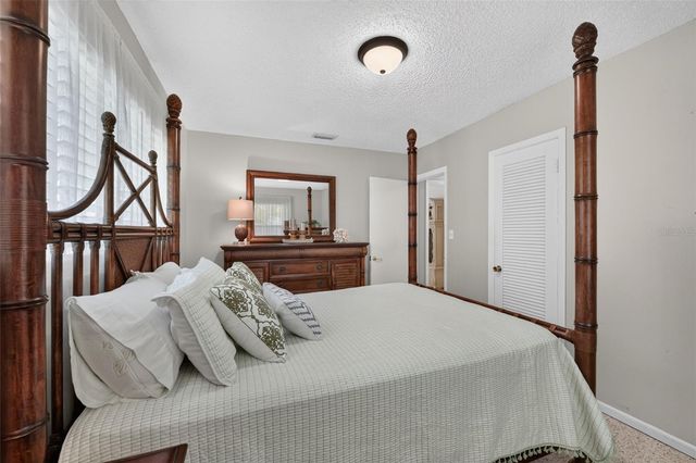 2730 SUNSET BEACH DRIVE, Venice, FL 34293