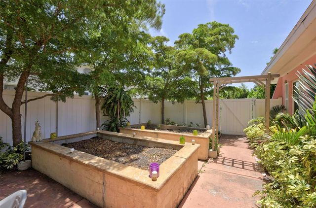 2730 SUNSET BEACH DRIVE, Venice, FL 34293