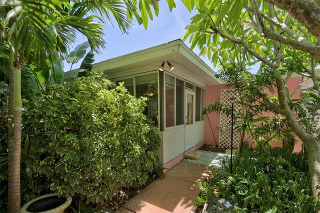 2730 SUNSET BEACH DRIVE, Venice, FL 34293