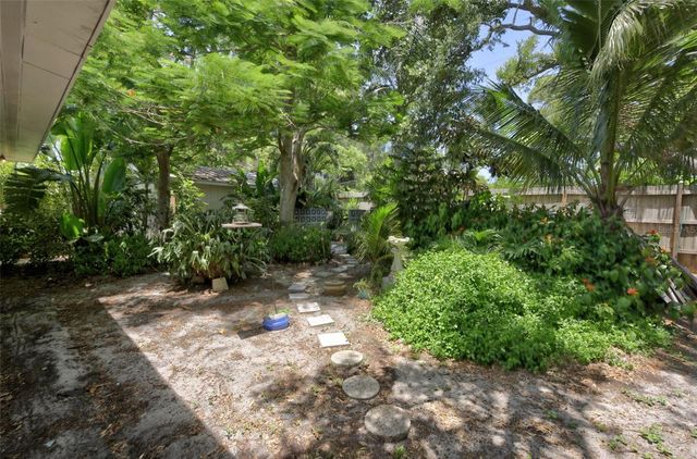 2730 SUNSET BEACH DRIVE, Venice, FL 34293