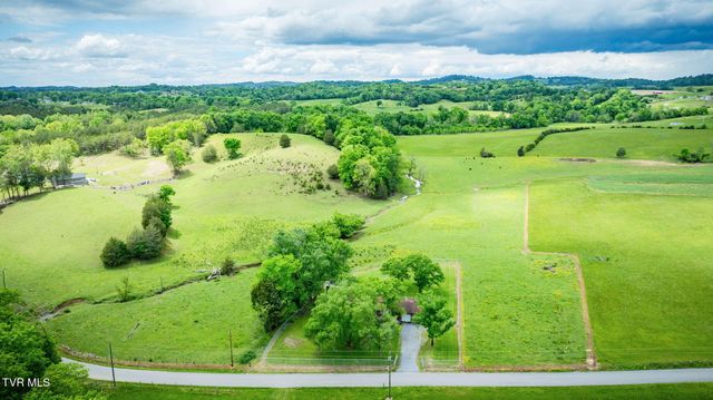 2610 Grassy Creek Road, Greeneville, TN 37743