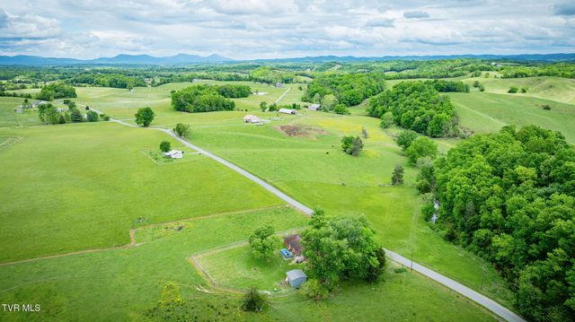 2610 Grassy Creek Road, Greeneville, TN 37743