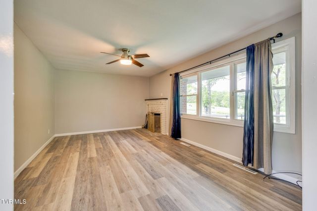 2610 Grassy Creek Road, Greeneville, TN 37743