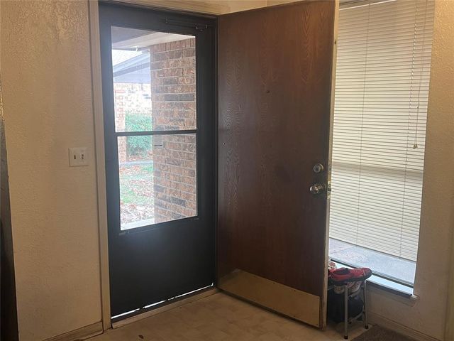 2533 W Hefner Road, Oklahoma City, OK 73120