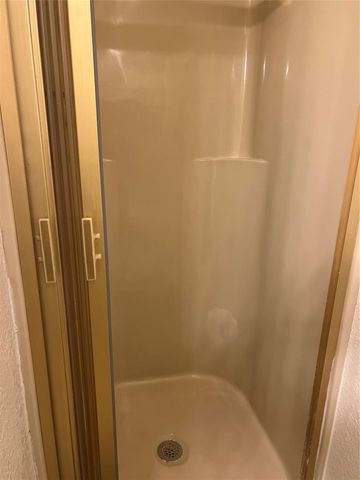 2533 W Hefner Road, Oklahoma City, OK 73120