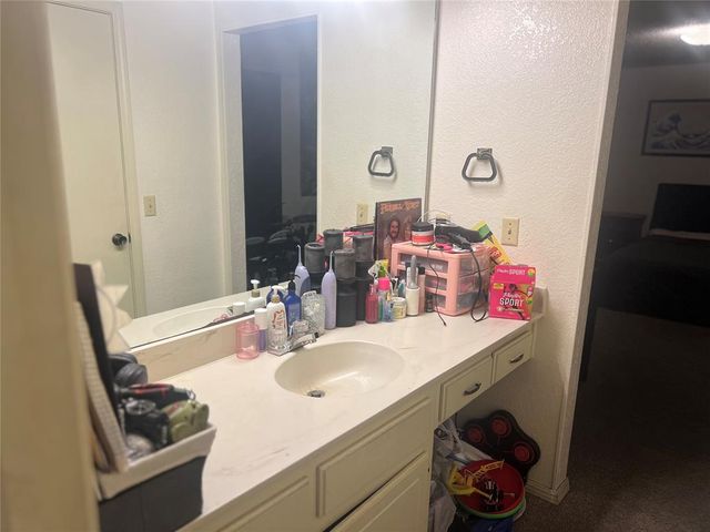 2533 W Hefner Road, Oklahoma City, OK 73120