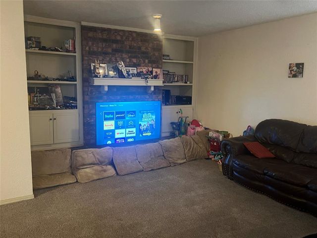 2533 W Hefner Road, Oklahoma City, OK 73120