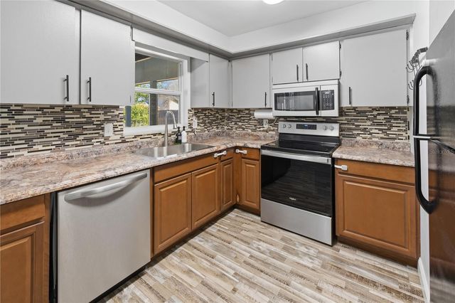 223 S SHORE DRIVE, Eagle Lake, FL 33839