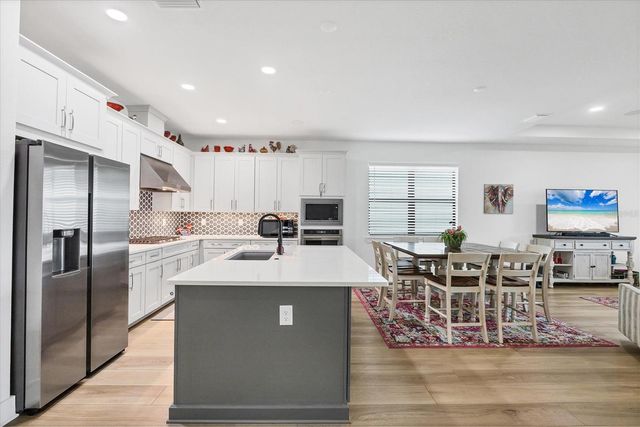 18500 MIDSUMMER PLACE, Venice, FL 34293