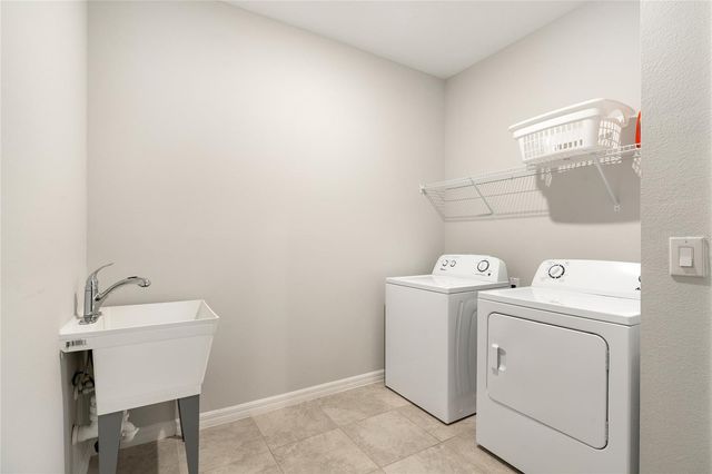 9095 RALLY SPRING LOOP, Wesley Chapel, FL 33545
