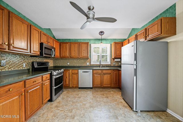 1540 Indian Creek Drive, Perrysburg, OH 43551