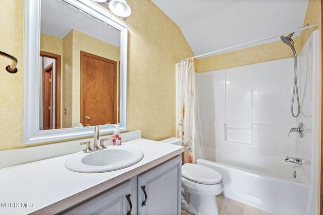 1540 Indian Creek Drive, Perrysburg, OH 43551
