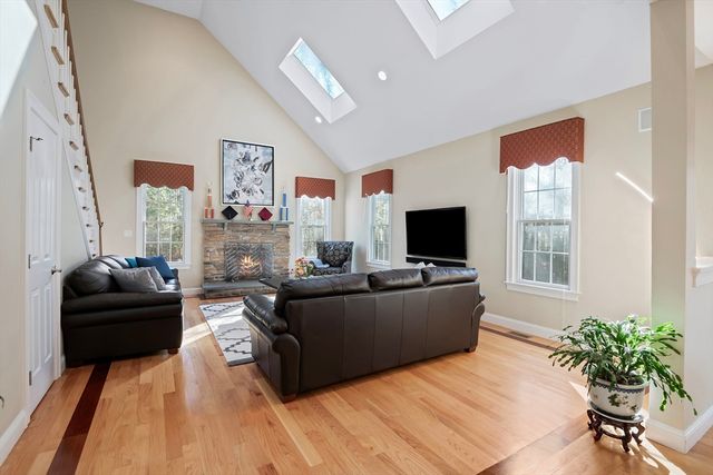 120 South Walpole Street, Sharon, MA 02067