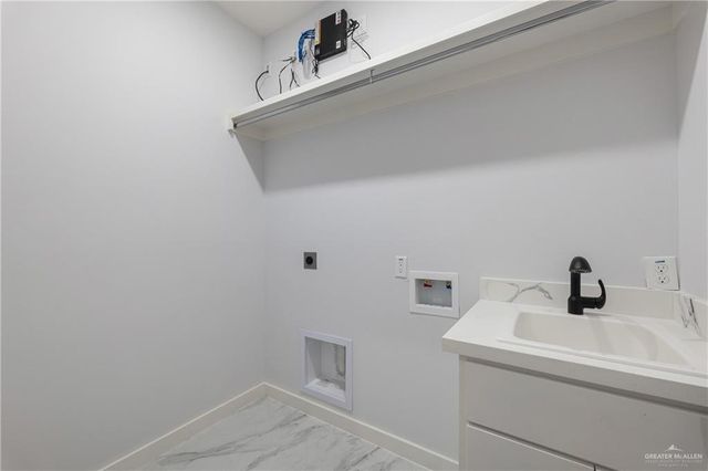 2601 Julian Street, Harlingen, TX 78552