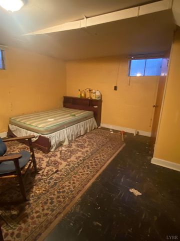 6101 Goode Road, Goode, VA 24556