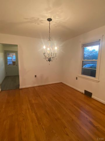 6101 Goode Road, Goode, VA 24556