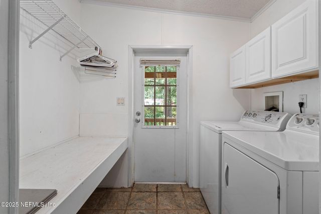 18 FOXTAIL Avenue, Middleburg, FL 32068