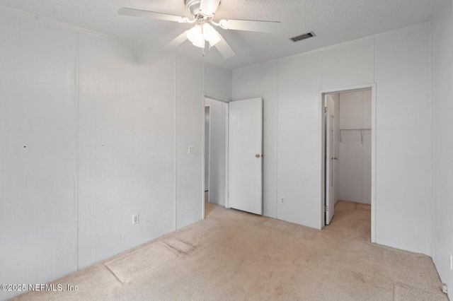 18 FOXTAIL Avenue, Middleburg, FL 32068