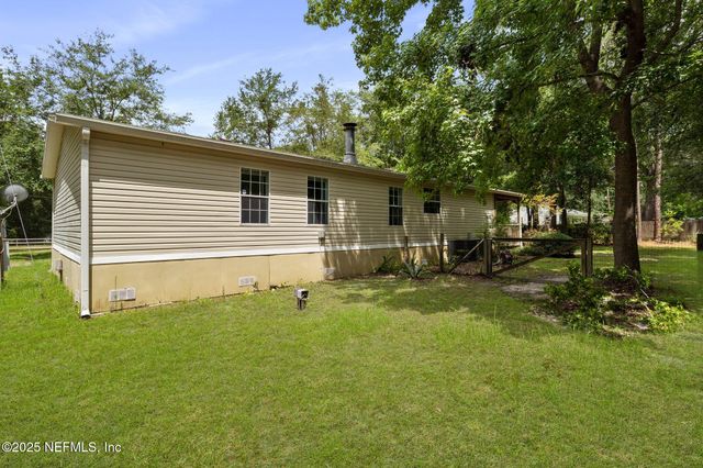 18 FOXTAIL Avenue, Middleburg, FL 32068