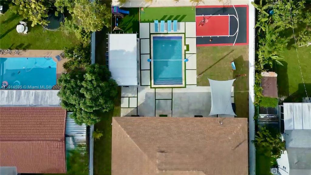 10245 SW 212th St, Cutler Bay, FL 33189