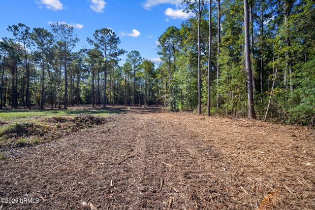 40 Mamie Frazer Lane, Beaufort, SC 29906