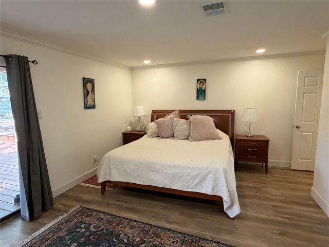 1602 Big Lake Drive, Houston, TX 77077