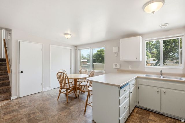 3881 S BONNIEWOOD DR, West Valley City, UT 84119