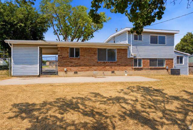 3881 S BONNIEWOOD DR, West Valley City, UT 84119