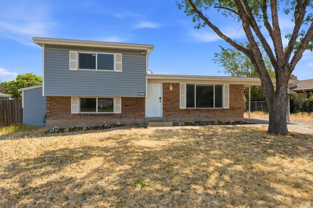 3881 S BONNIEWOOD DR, West Valley City, UT 84119
