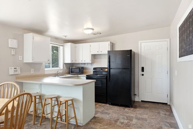 3881 S BONNIEWOOD DR, West Valley City, UT 84119