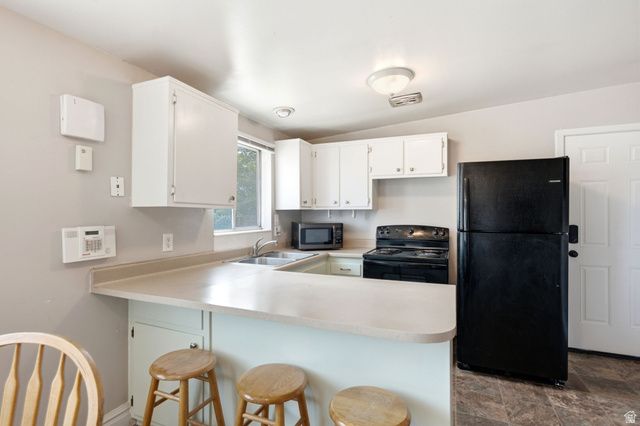 3881 S BONNIEWOOD DR, West Valley City, UT 84119