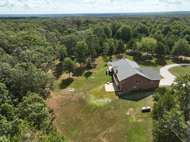 444 Sweetbriar Drive, Marshfield, MO 65706