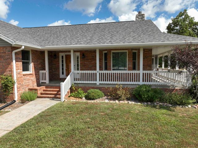 444 Sweetbriar Drive, Marshfield, MO 65706