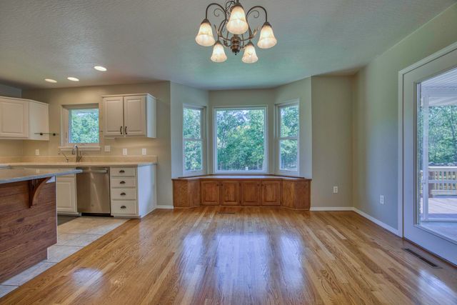 444 Sweetbriar Drive, Marshfield, MO 65706