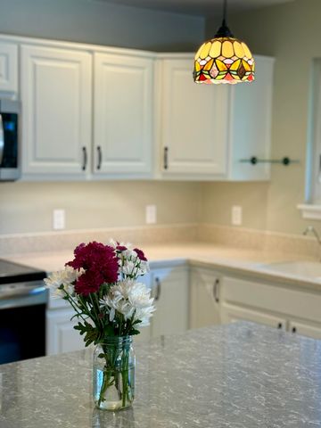 444 Sweetbriar Drive, Marshfield, MO 65706