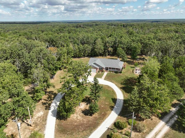 444 Sweetbriar Drive, Marshfield, MO 65706