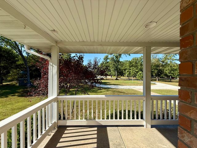 444 Sweetbriar Drive, Marshfield, MO 65706