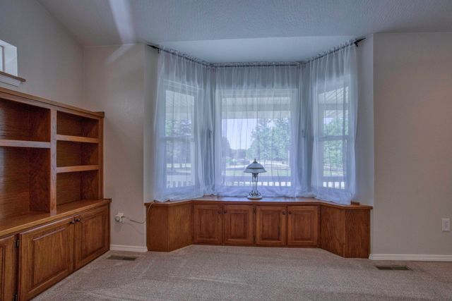 444 Sweetbriar Drive, Marshfield, MO 65706