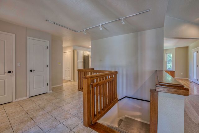 444 Sweetbriar Drive, Marshfield, MO 65706