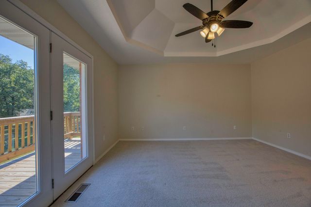 444 Sweetbriar Drive, Marshfield, MO 65706