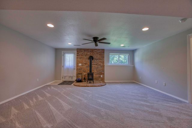 444 Sweetbriar Drive, Marshfield, MO 65706