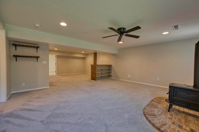 444 Sweetbriar Drive, Marshfield, MO 65706