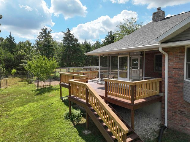 444 Sweetbriar Drive, Marshfield, MO 65706