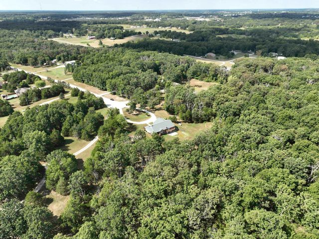 444 Sweetbriar Drive, Marshfield, MO 65706