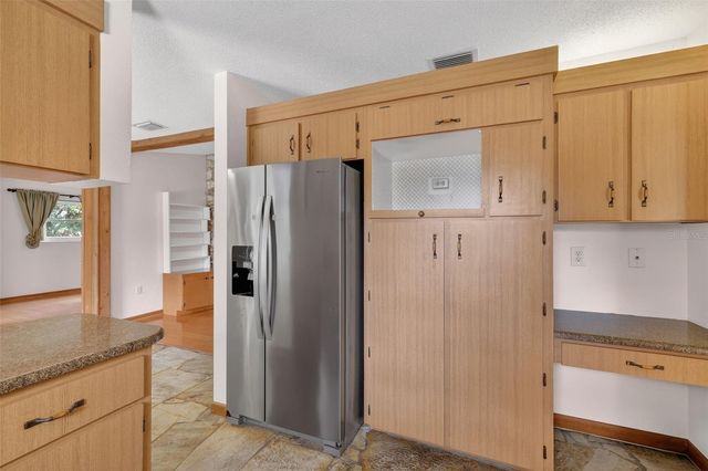 50 W COURT DRIVE, Eustis, FL 32726