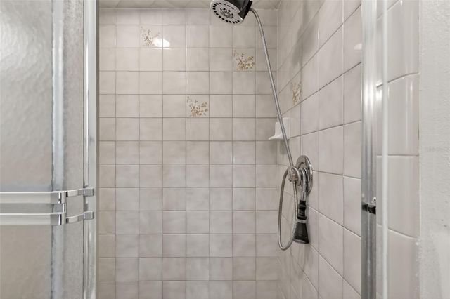 50 W COURT DRIVE, Eustis, FL 32726